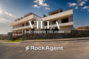 Villetta a schiera di 220 m² con più di 5 locali e