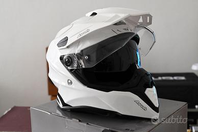 casco commander  airoh bianco