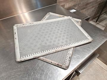 teglie forate per cottura prodotti forno usate