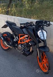 KTM DUKE 125 DEL 2021