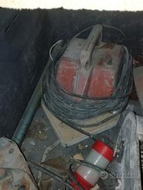 Vibratore per piastrelle