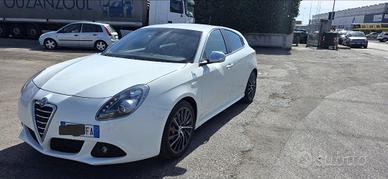 giulietta quadrifoglio verde 1750tbi  6mt 