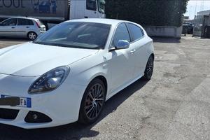giulietta quadrifoglio verde 1750tbi  6mt 