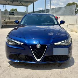 Alfa Giulia 2.2 180cv