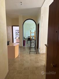 Ampia casa con 3 camere da letto