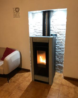 stufa a PELLET THERMOROSSI mod. Esenza stone