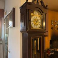 orologio a pendolo a colonna