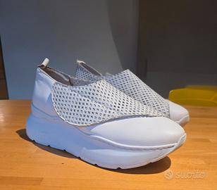 Andia Fora sneakers in pelle senza lacci numero 40