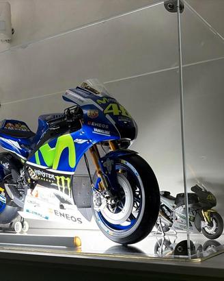 Yamaha YZR-M1 Valentino Rossi #46