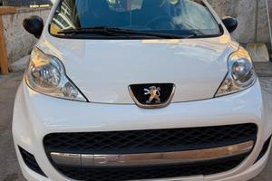 Peugeot 107 - 2009
