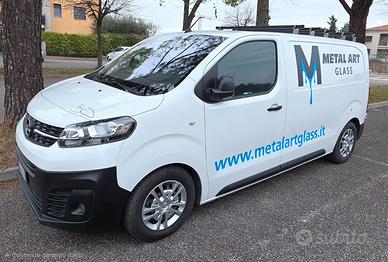 Furgone Opel Vivaro autocarro