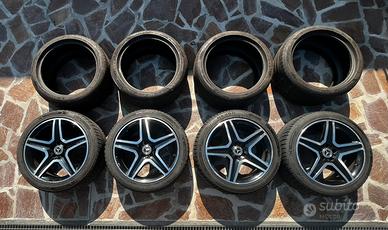 Set cerchi Mercedes AMG R19 con pneumatici