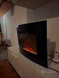 Caminetto d'arredo elettrico.