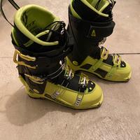 Scarponi sci alpinismo Scott Superguide Carbon