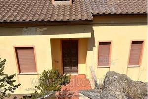 Appartamento Tempio Pausania [A4353799]