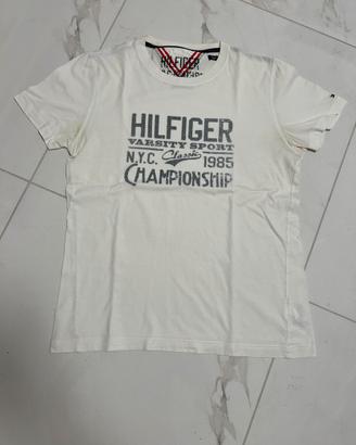 T-shirt Hilfiger