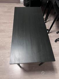 Scrivania Ikea LAGKAPTEN con gambe OLOV