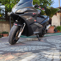 Aprilia SRV 850 anno 2014