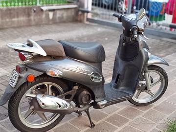 Kymco People 50 - 2001