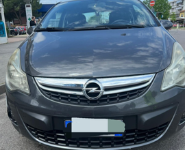 Vendita Opel corsa 2011