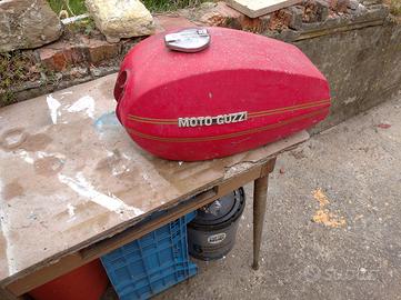 Serbatoio guzzi 250