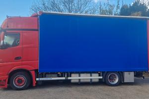 Camion scuola guida mercedes actros