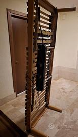 letto elettrico e sedia 