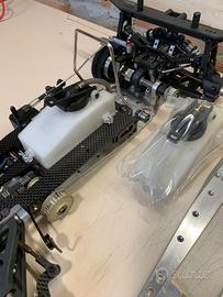 Automobilina Arc 8.3 due modelli 1/8 pista scoppio