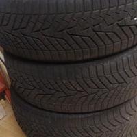 Gomme Pneumatici invernali Yokohama 225 45 r19