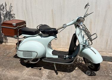Vespa 150 del 1960 targa Roma restaurata