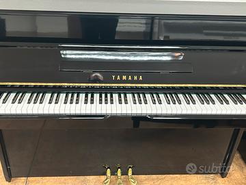 PIANOFORTE VERTICALE YAMAHA C110 !!!