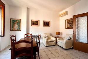 Guspini- Luminoso Appartamento al piano 2°