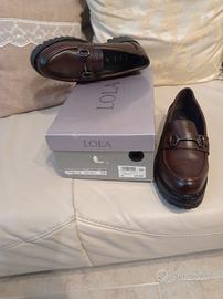 scarpe da donna marrone mai usato 