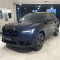 Volvo XC40 B3 163+11 CV Mild Hybrid Automatic...