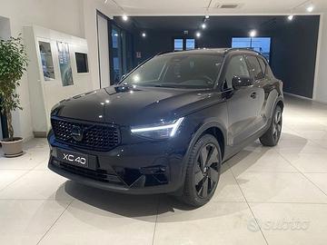 Volvo XC40 B3 163+11 CV Mild Hybrid Automatic...