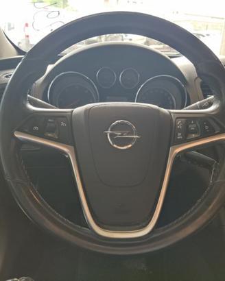 Volante OPEL INSIGNIA del 2011