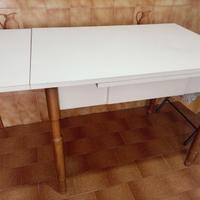 Tavolo in legno