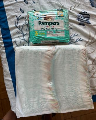 Confezione di 114 pannolini pampers baby-dry