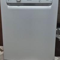 Lavastoviglie Ariston