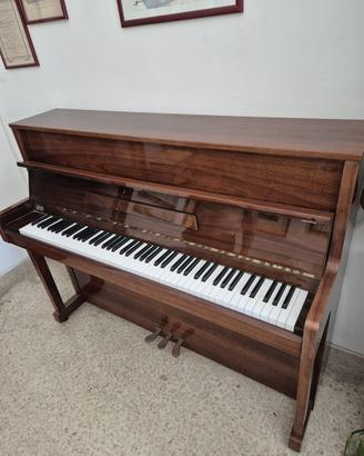 Piano verticale Furstein