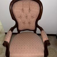 Coppia di poltrone d'epoca in legno massello