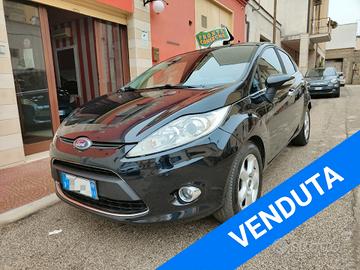 Ford Fiesta 1.4 5 porte Bz.- GPL Titanium