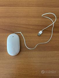 Apple Mighty Mouse (A1152) con cavo USB.