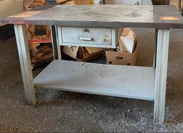 Banco lavoro senza morsa