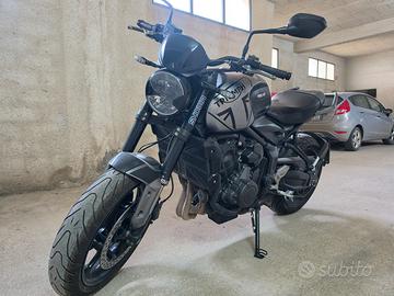 Triumph Trident 660
