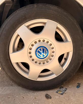 Cerchi 16" Originali VW New Beetle / Golf 4