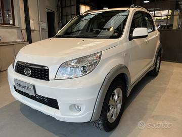 Daihatsu Terios 1.5 HIRO O/F 4WD - 98.210 KM