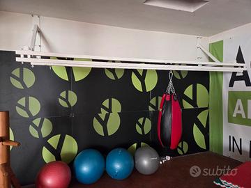 struttura per sacco movibile e pull up 