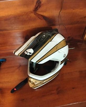 casco DH enduro 