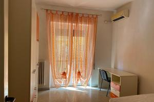 Camera singola ragazza